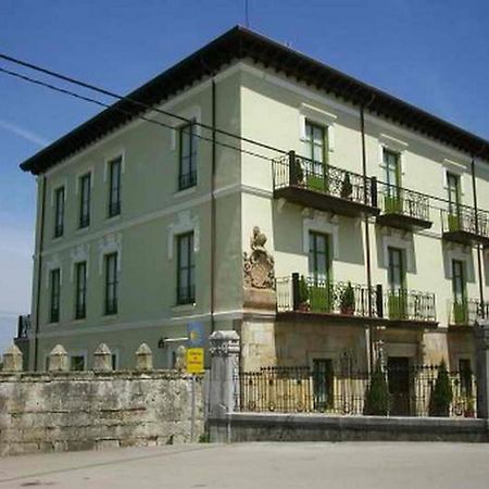 Posada Casa De Valle Colindres Dış mekan fotoğraf